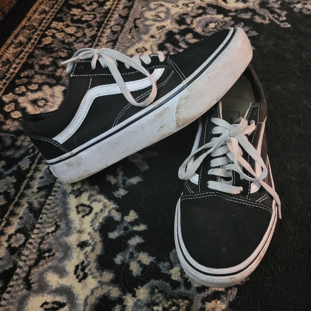 SOLD! VANS platform canvas Shoes